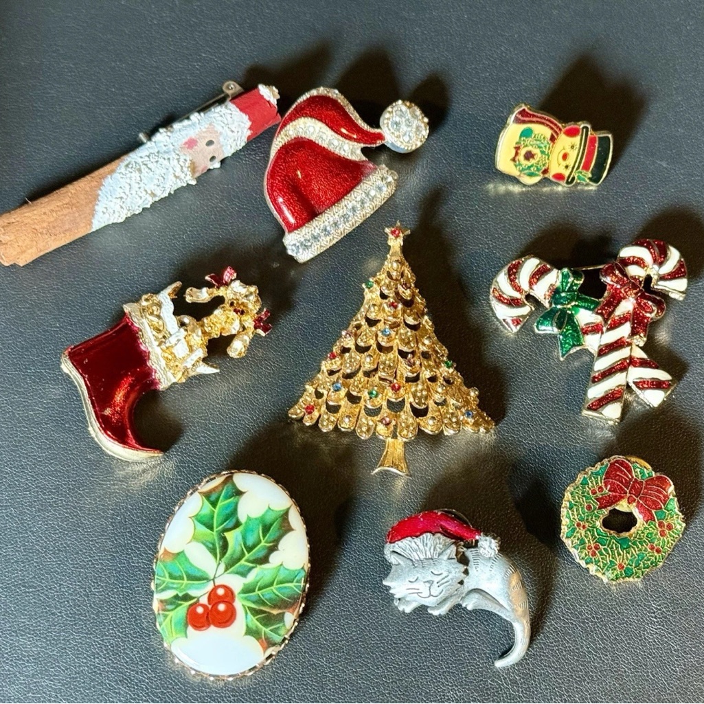 80s Christmas Brooch Pin Lot 45$